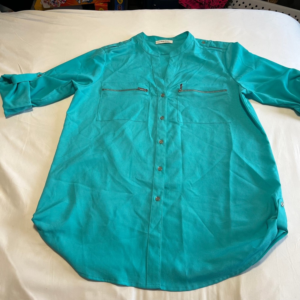 Calvin Klein Teal Roll-Tab Sleeve Button Down Blouse Split Neck Top check chest